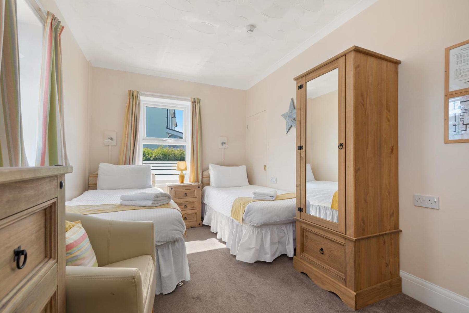 Anchor Guest House Haverfordwest Szoba fotó