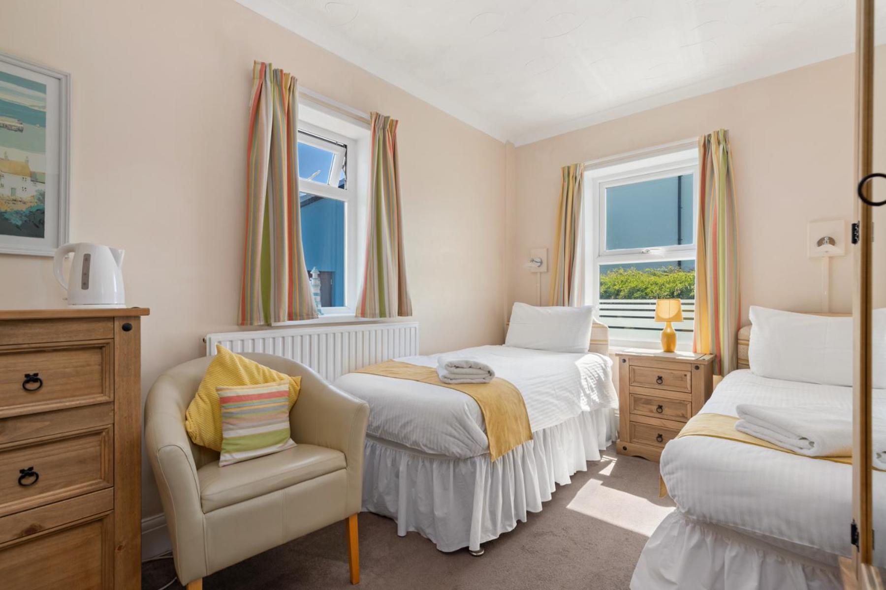 Anchor Guest House Haverfordwest Szoba fotó